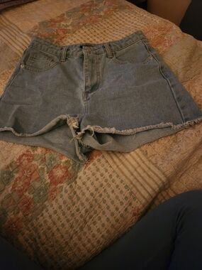 PrettyLittleThing Light Blue Distressed Denim Shorts